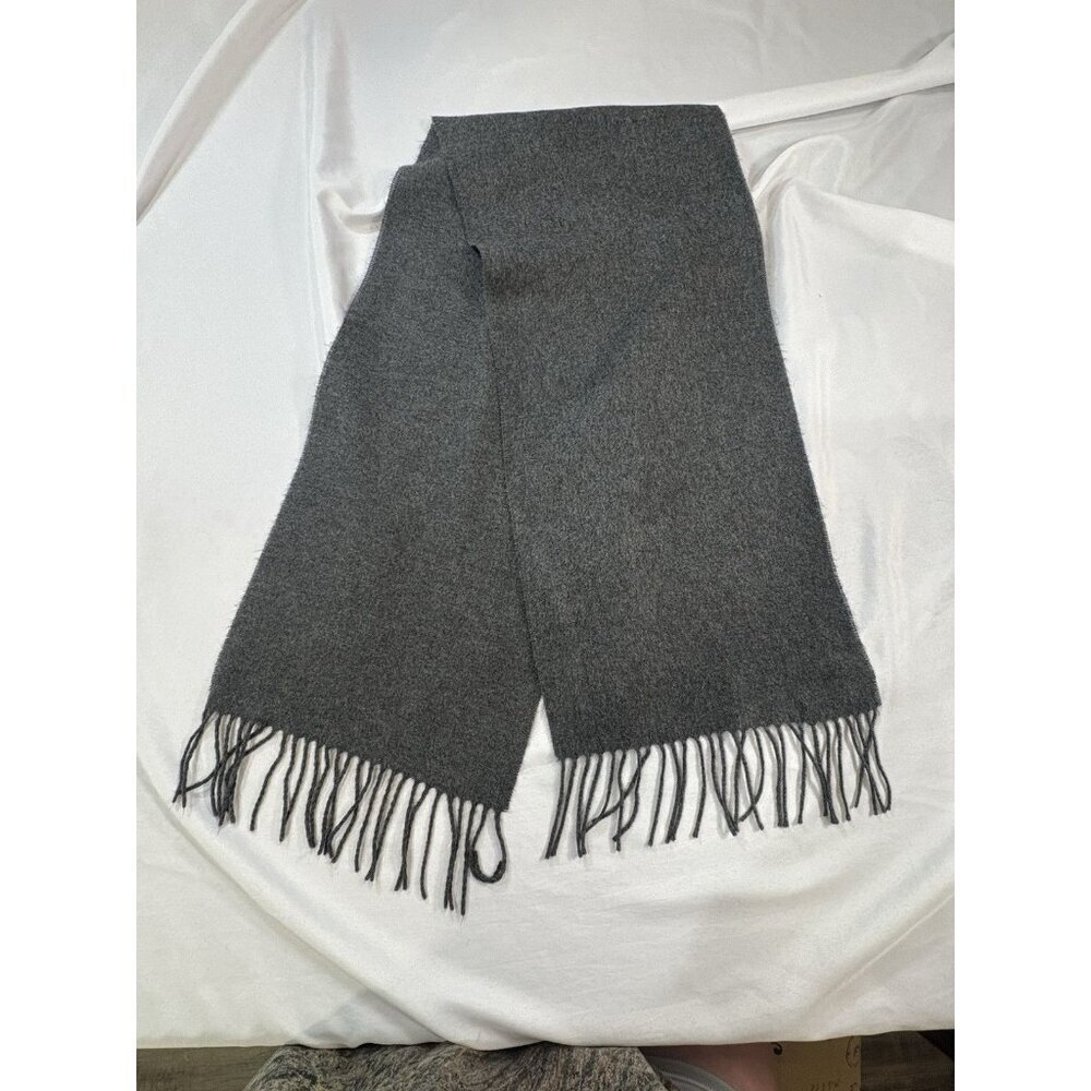 V.FRAAS Cashmink Gray 100% Acrylic Scarf 59”x 11”